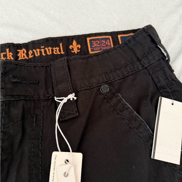 Rock Revival Dark Cargo Shorts NWT - Picture 2 of 7